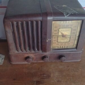 1950'sRCA VICTOR Shortwave Standard Broadcast Radio